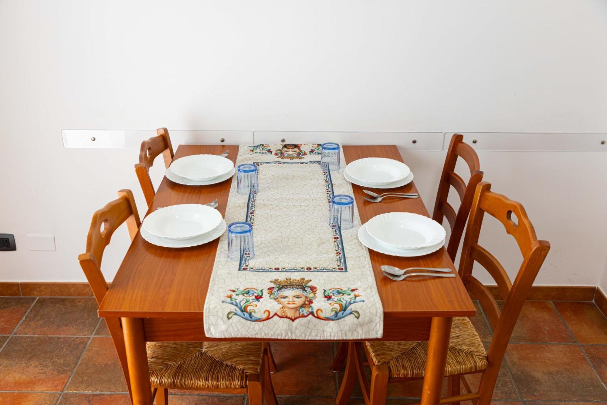 Holidaysicily Алкамо Марина Стая снимка
